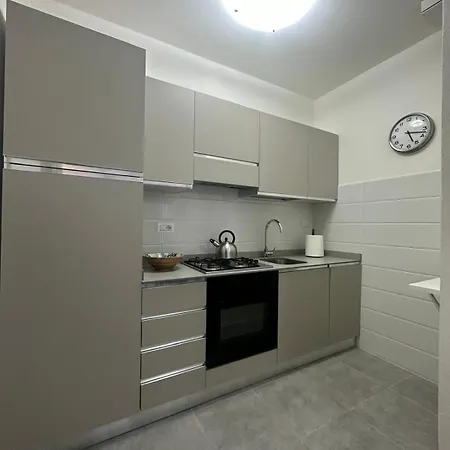 New Apartment-sotto La Torre Apartment